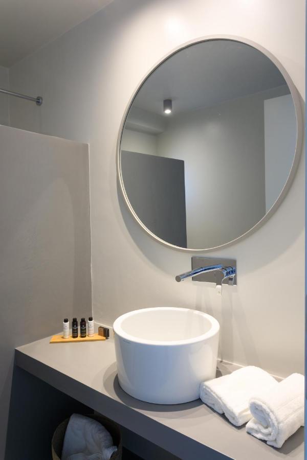 Iliades Luxury Boutique Suites Bací Kültér fotó